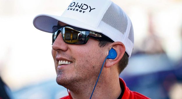 Visit Kyle Busch regresará a la Xfinity Series 2023 para 5 carreras con Kaulig Racing page