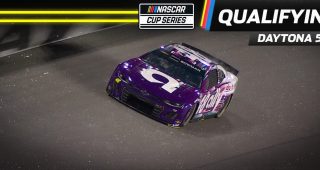 Alex Bowman snags third Daytona 500 pole
