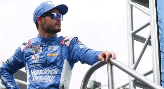 Visit Previa NASCAR Cup Series 2023 en el Auto Club Speedway y proyección del ganador page