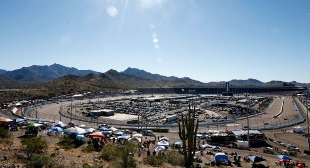 Visit Listos para la United Rentals Work United 500 de la Cup Series 2023 en Phoenix page