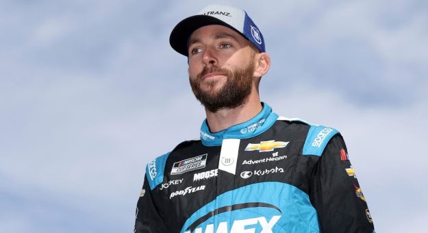 Visit Ross Chastain intenta reafirmar su confianza en segundo año en Trackhouse Racing page