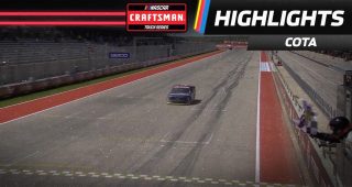 Zane Smith cruises in Truck Series final lap, wins at COTA