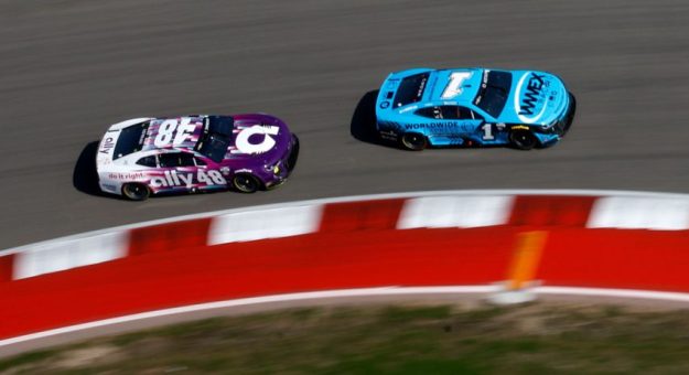 Visit Daniel Suárez explotó contra Ross Chastain y Alex Bowman tras el caótico final en COTA page
