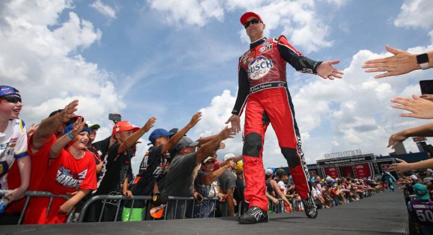 Visit Kevin Harvick llegará a 800 carreras en la Cup Series el domingo en Talladega page