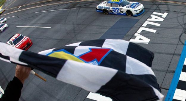 Visit Jeb Burton ganó la Ag-Pro 300 de la Xfinity Series 2023 en Talladega page