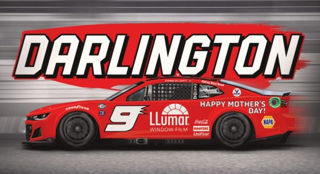 Visit Autos con nuevo look retro 2023 para el fin de semana en el Darlington Raceway page
