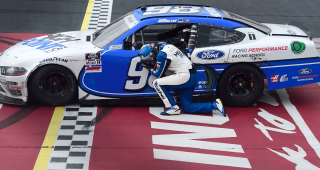 Photo Memories: Briscoe remembers a loss and win on same day