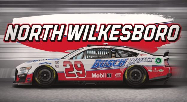 Visit Autos con nuevo look para el fin de semana All-Star Race 2023 en North Wilkesboro page