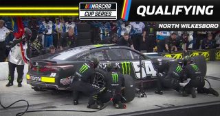 No. 54 crew pulls off blazing-fast stop to land $100K, All-Star Open pole