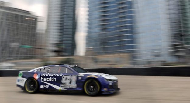 Visit Shane Van Gisbergen ganó la Grant Park 220 en Chicago page