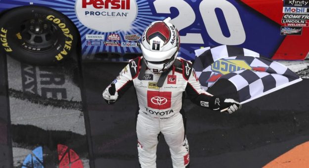 Visit John Hunter Nemechek ganó la Ambetter Health 200 en New Hampshire page