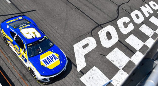 Visit Previa para la HighPoint.com 400 de la Cup Series 2023 en el Pocono Raceway page