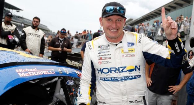 Visit Michael McDowell ganó la Verizon 200 de la NASCAR Cup Series 2023 en Indianápolis page