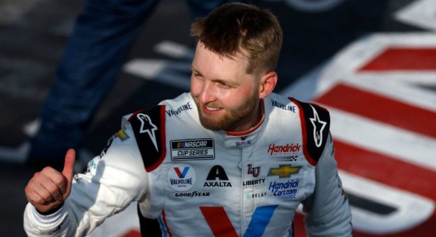 Visit William Byron ganó la Go Bowling en el Watkins Glen International page