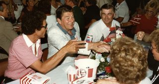 Photo Memories: When King Richard hosted a president for a Kentucky fried feast