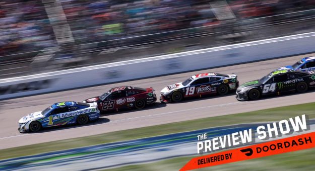 Visit Previa para la Hollywood Casino 400 de los Playoffs Cup Series 2023 en Kansas page
