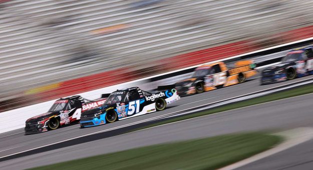 Visit Spire Motorsports compró Kyle Busch Motorsports en la Craftsman Truck Series page