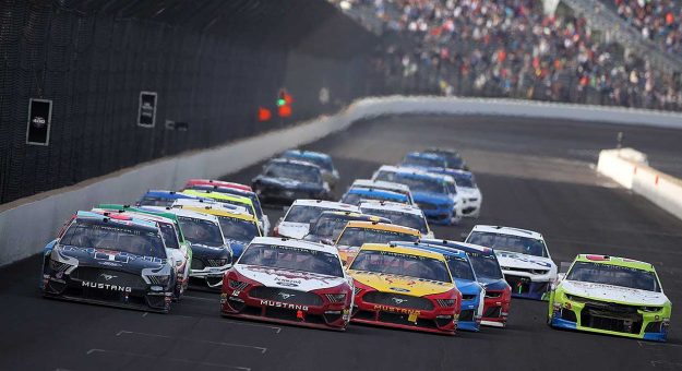 Visit La NASCAR volverá al óvalo del Indianapolis Motor Speedway en 2024 page