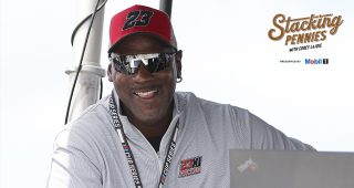 How Kurt Busch scored an autographed Michael Jordan rookie card