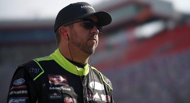 Visit Matt Crafton y Nick Sanchez multados por pelea en Talladega page