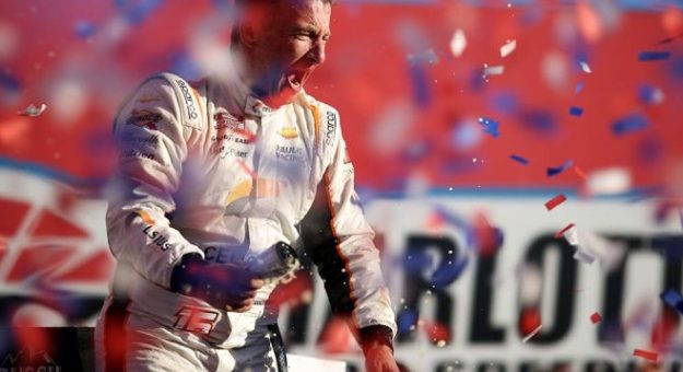 Visit AJ Allmendinger ganó la Bank of America ROVAL 400 en el Charlotte Motor Speedway page