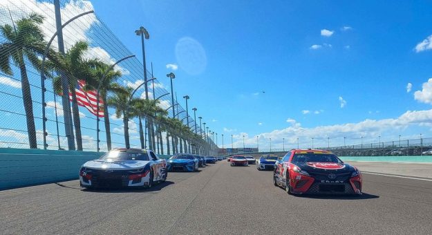 Visit Favoritos de los apostadores para los Playoffs Cup Series 2023 en Homestead page