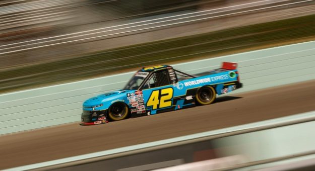 Visit Carson Hocevar ganó en Homestead y avanzó a la Champonship 4 de la Truck Series page