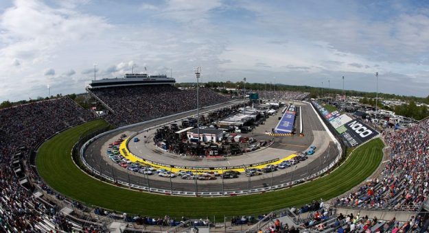 Visit Horario para el fin de semana de los Playoffs 2024 en el Martinsville Speedway page
