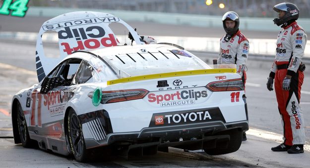 Visit Los 66 minutos que cambiaron los Playoffs Cup Series 2023 en Homestead page