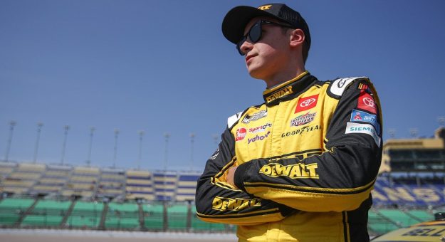 Visit Razones por las que Christopher Bell ganará el campeonato NASCAR Cup Series 2023 page