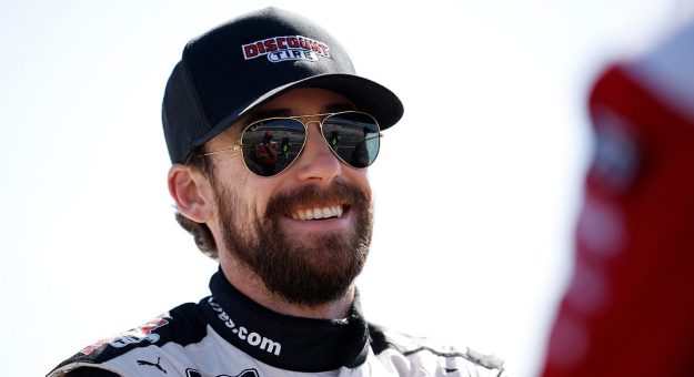 Visit Razones por las que Ryan Blaney ganará el campeonato Cup Series 2023 page