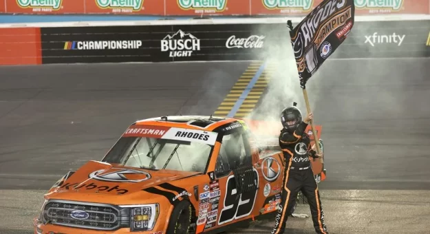 Visit Ben Rhodes ganó el campeonato de la Trucks Series 2023 en el Phoenix Raceway page