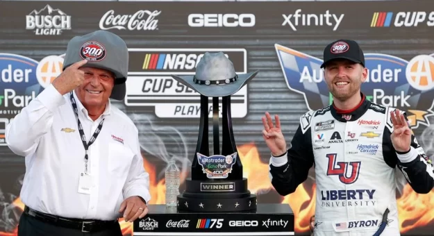 Visit Top 10 dueños de equipos con más victorias en la Cup Series page