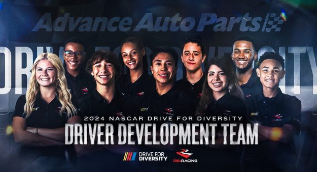 Visit Anunciada la NASCAR Drive for Diversity Driver Development Class 2024 page