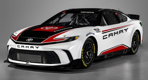 Visit Toyota presentó el Camry XSE para la NASCAR Cup Series 2024 page