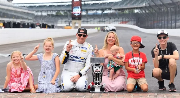 Visit Resumen Cup Series temporada 2023: Michael McDowell page