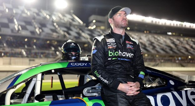 Visit La NASCAR reintegró al Cody Ware en la Cup Series page