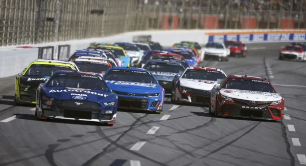 Visit Todos los cambios de equipos y pilotos Cup Series 2023-2024 page
