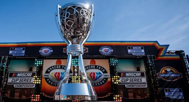 Visit ‘NASCAR: Full Speed’ debutó en Netflix page