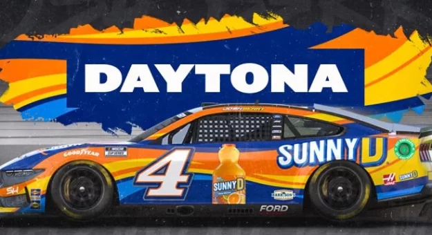 Visit Autos con nuevo look para las Daytona Speedweeks 2024 page