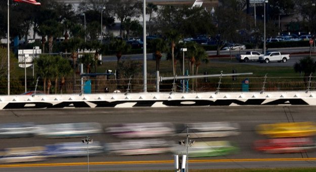 Visit La Daytona 500 ofrecerá la bolsa de premios más grande de la historia: $28 millones page