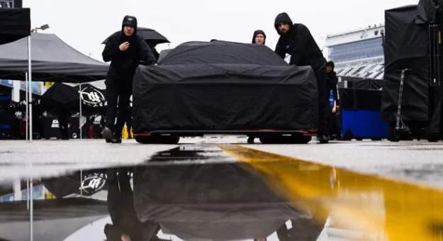 2024 Feb17 Daytona Rain 1 Main Image 860x358
