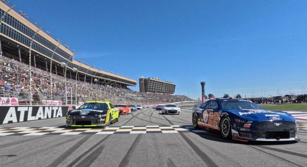 Visit Todo listo para la Ambetter Health 400 de la Cup Series 2024 en Atlanta page