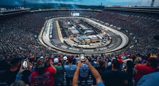 Visit Pilotos de la Cup Series ansiosos por regresar a la pista tradicional de Bristol page