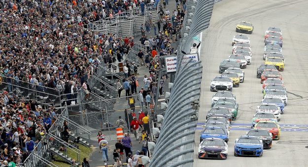 Visit Horario completo para el fin de semana NASCAR primavera 2024 en Dover page