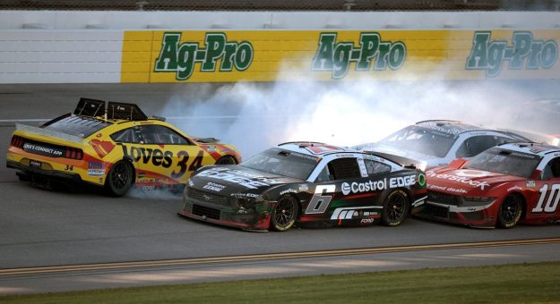 Visit Michael McDowell quedó ‘con el corazón roto’ tras accidente final en Talladega page