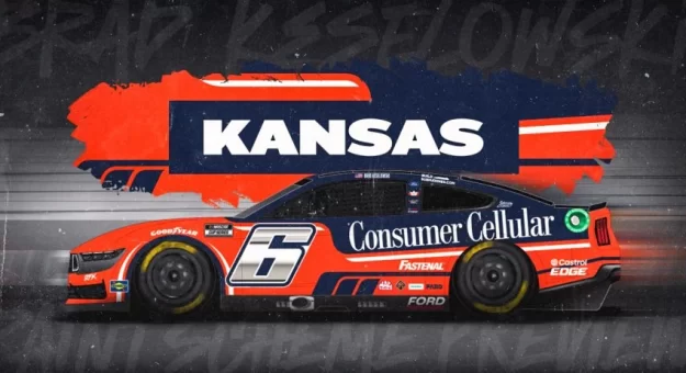 Visit Autos con nuevo look para el fin de semana NASCAR 2024 en el Kansas Speedway page