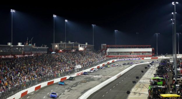 Visit Horario para el fin de semana de la All-Star Race 2024 en el North Wilkesboro Speedway page