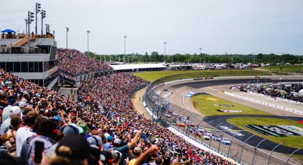 Visit Todo listo para la Iowa Corn 350 de la NASCAR Cup Series en el debut en Iowa page