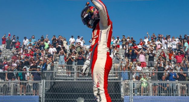 Visit Shane Van Gisbergen ganó The Loop 110 de la NASCAR Xfinity Series 2024 en Chicago page